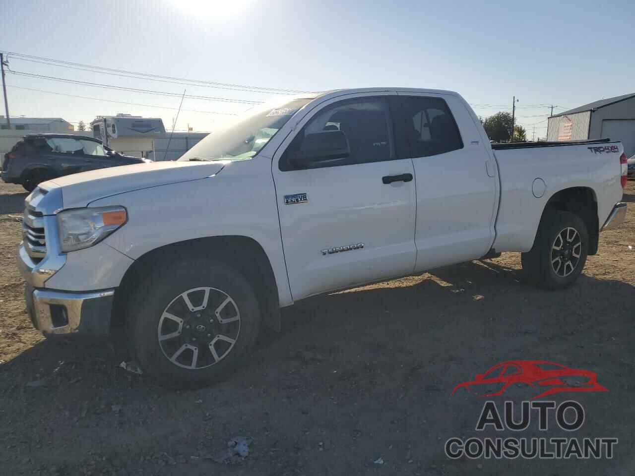 TOYOTA TUNDRA 2017 - 5TFUY5F12HX665024