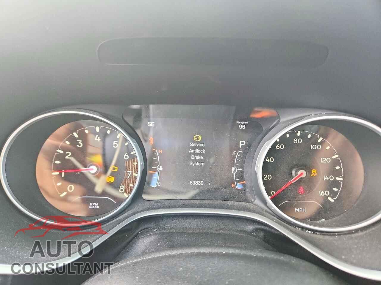 JEEP COMPASS 2018 - 3C4NJCBB2JT240979