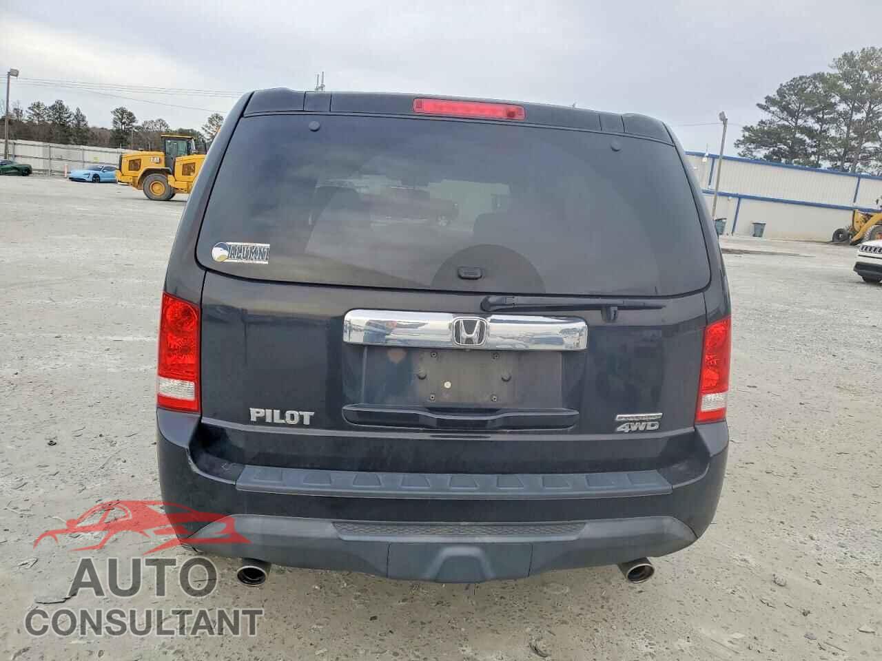 HONDA PILOT 2015 - 5FNYF4H39FB066242