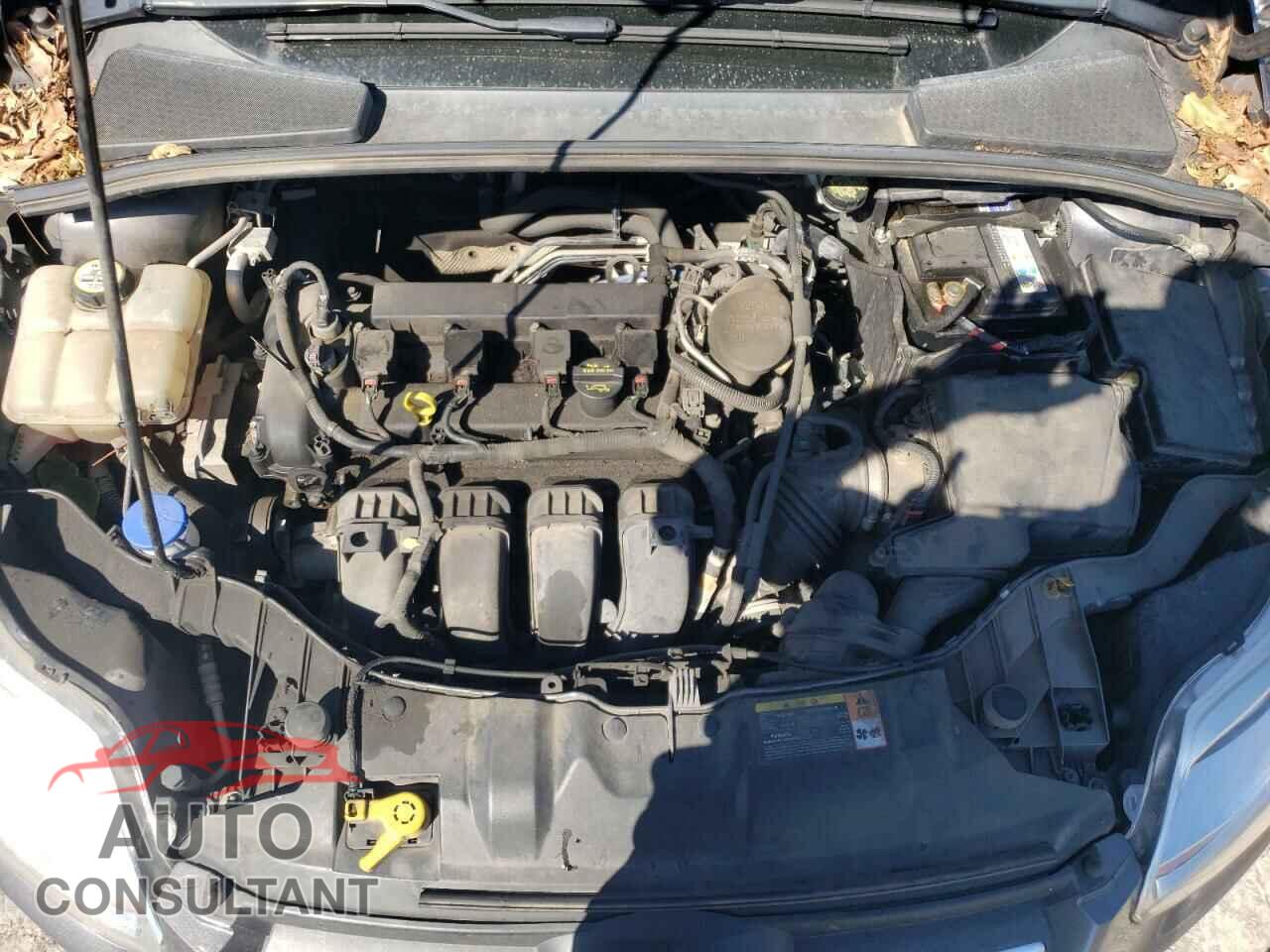 FORD FOCUS 2013 - 1FADP3E22DL306040