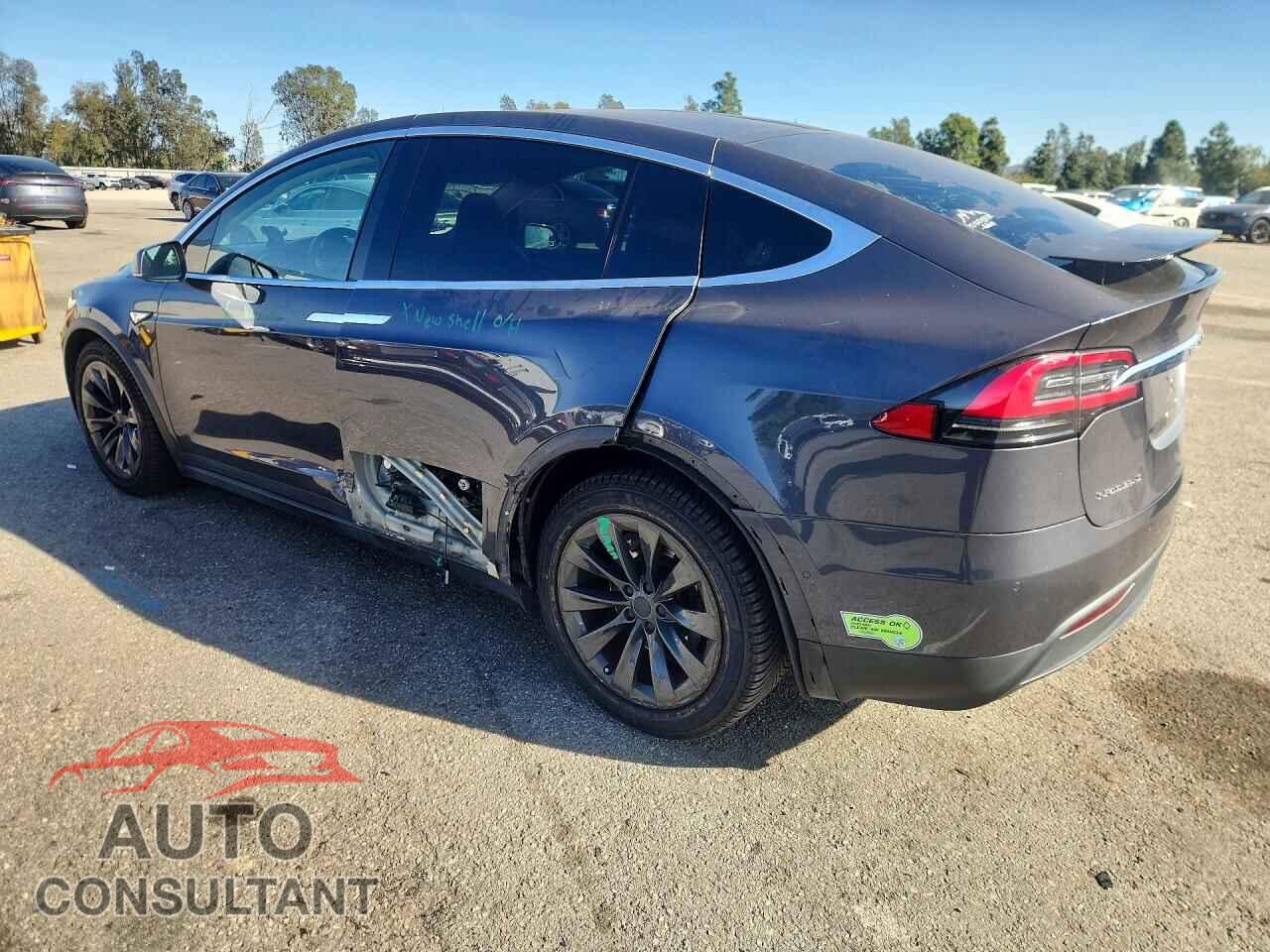 TESLA MODEL X 2016 - 5YJXCAE28GF004850