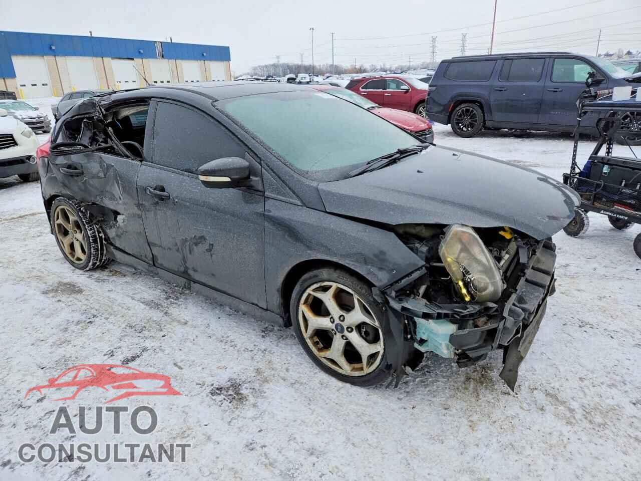 FORD FOCUS 2013 - 1FADP3L95DL201945
