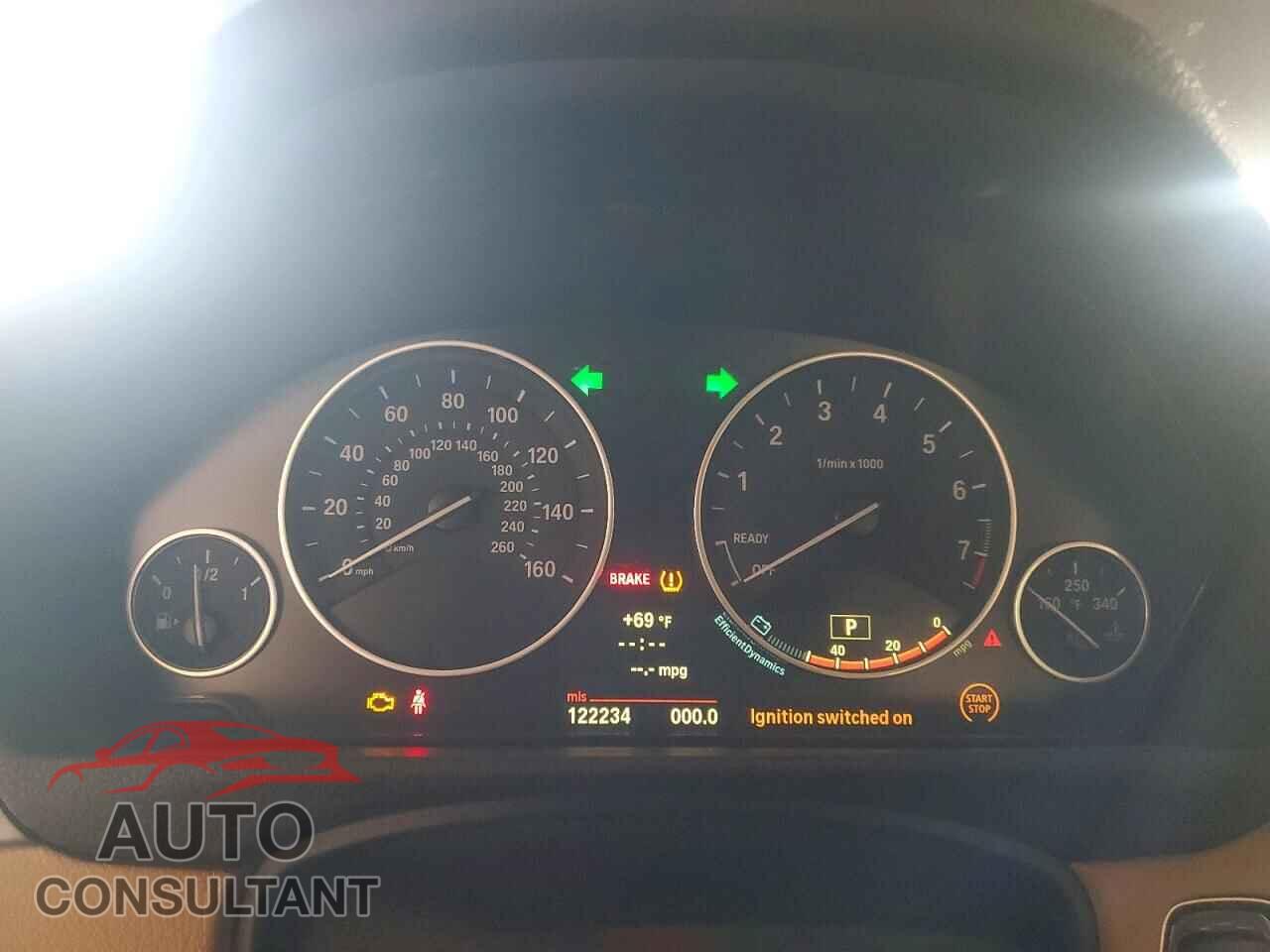 BMW 3 SERIES 2012 - WBA3C1C52CF433559