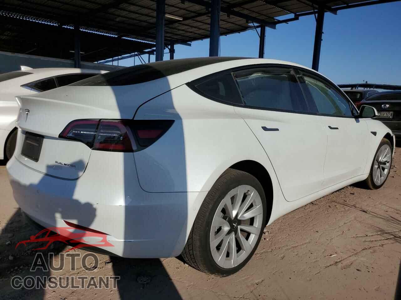 TESLA MODEL 3 2022 - 5YJ3E1EB8NF247547
