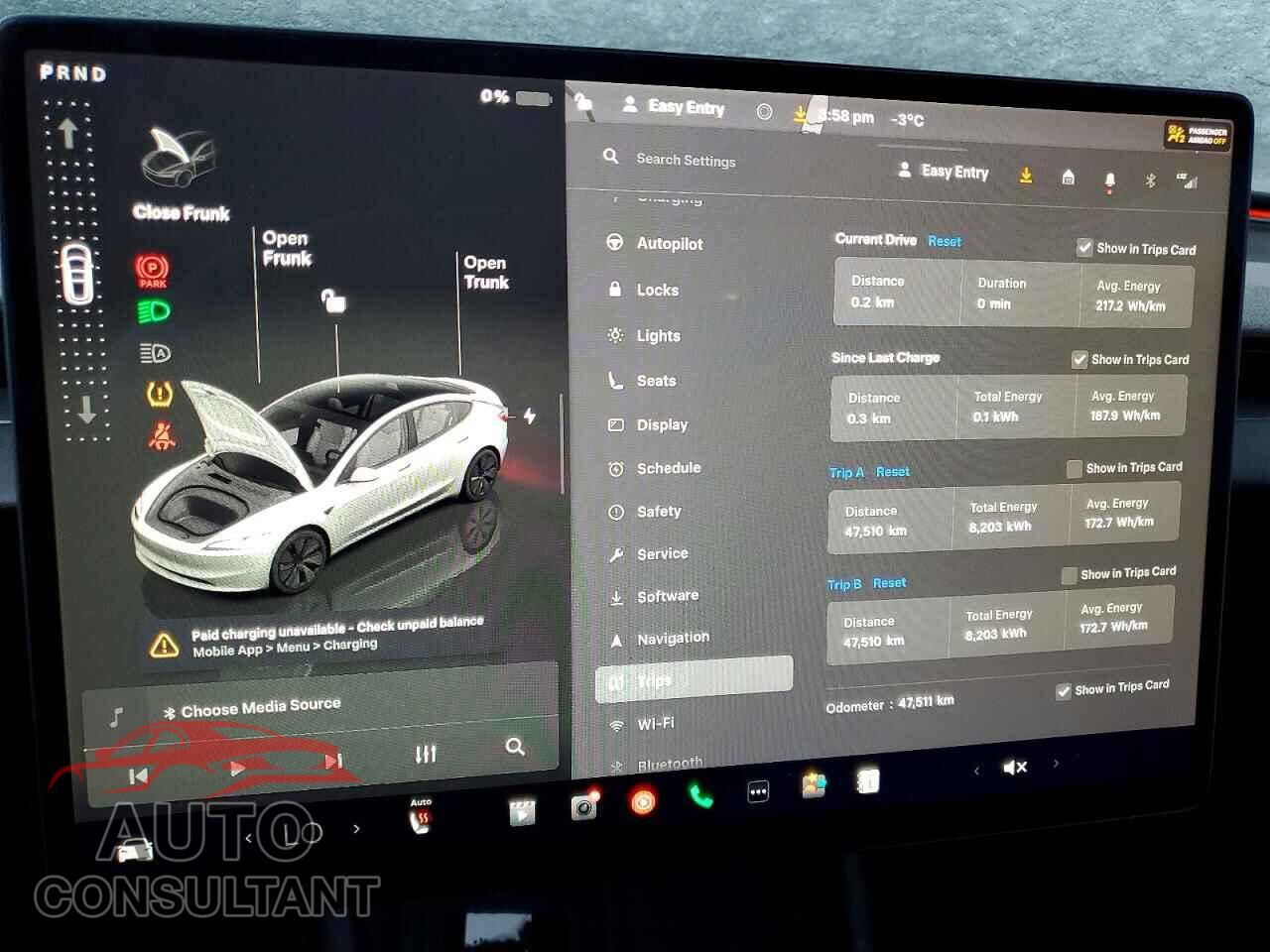 TESLA MODEL 3 2024 - LRW3E7FA8RC263210