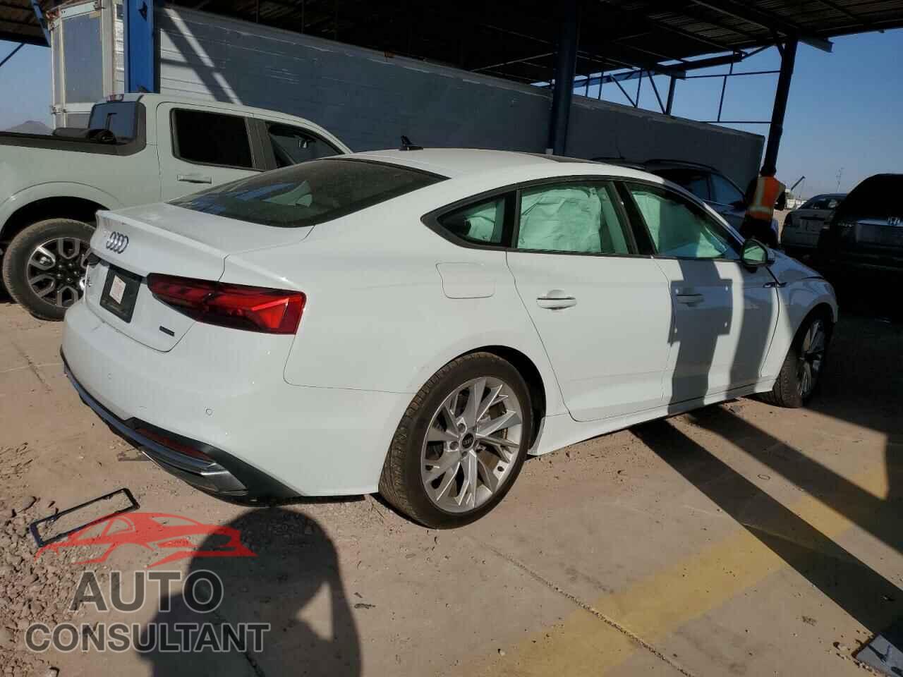 AUDI A5 2022 - WAUCBCF58NA019969