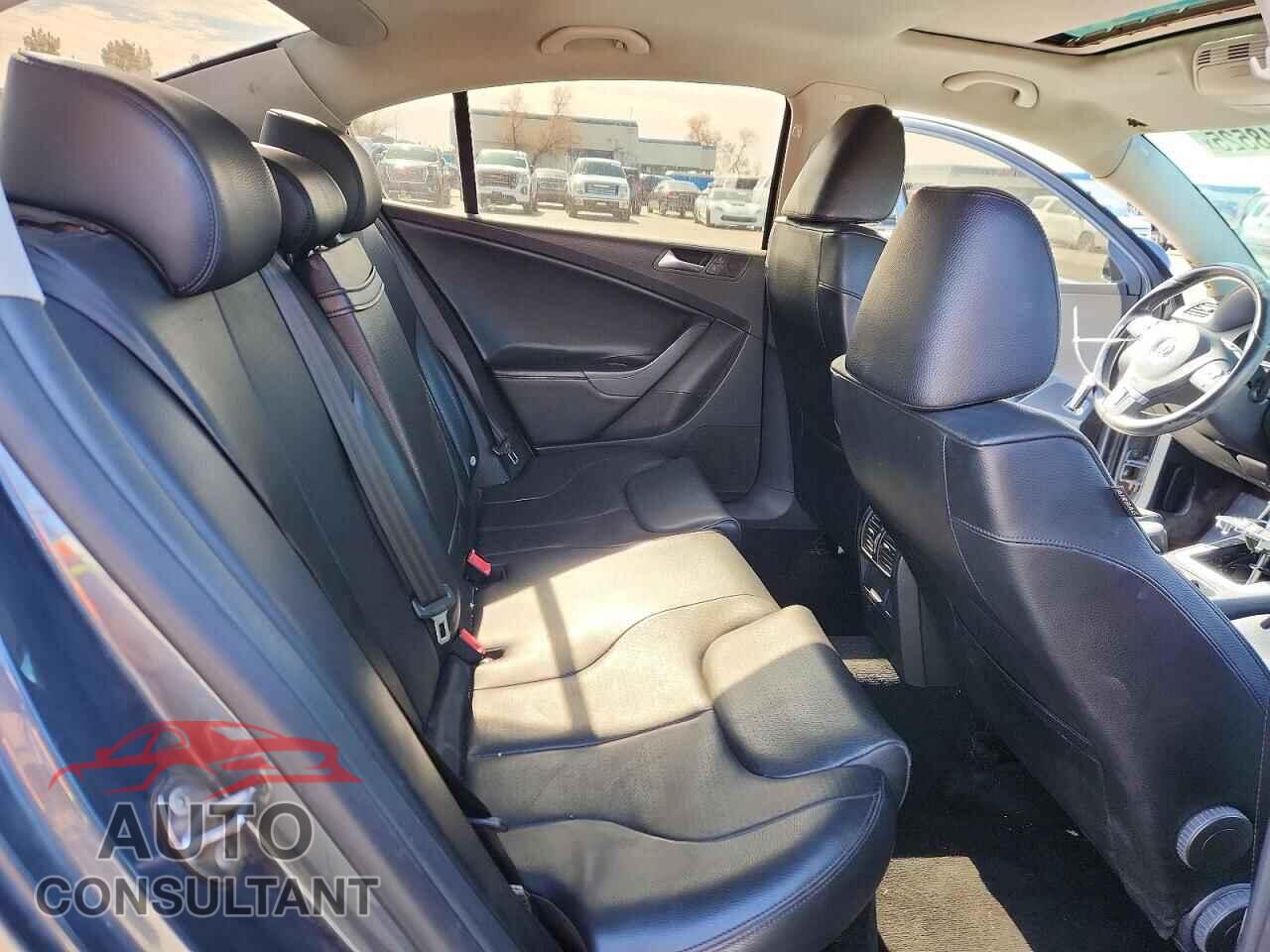 VOLKSWAGEN PASSAT 2010 - WVWJM7AN6AP045867