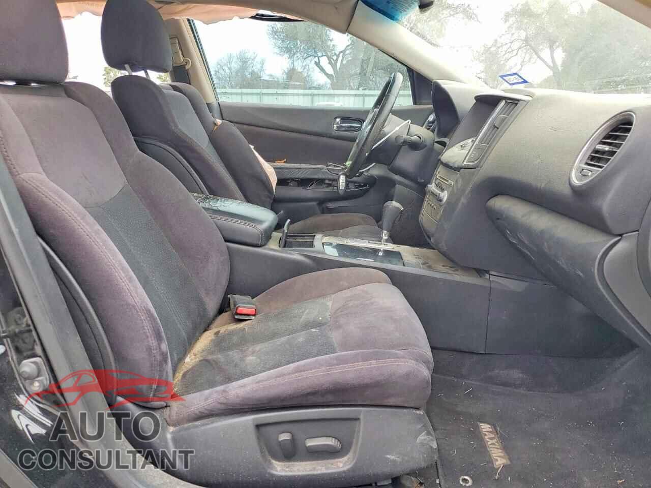 NISSAN MAXIMA 2014 - 1N4AA5AP1EC457373