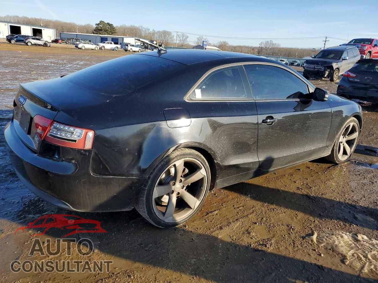 AUDI A5 2011 - WAULFAFR8BA044989