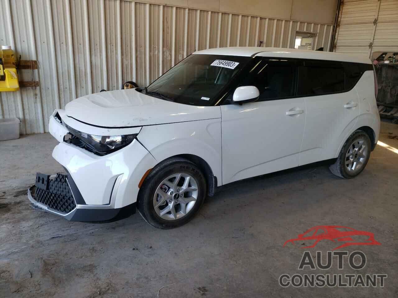 KIA SOUL 2023 - KNDJ23AU8P7889858