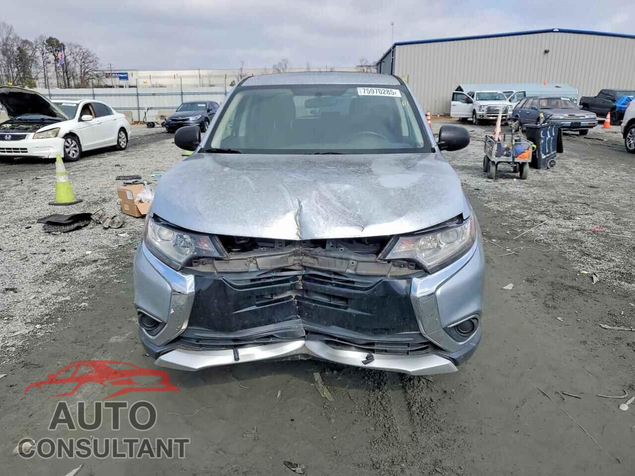 MITSUBISHI OUTLANDER 2017 - JA4AD2A33HZ020192