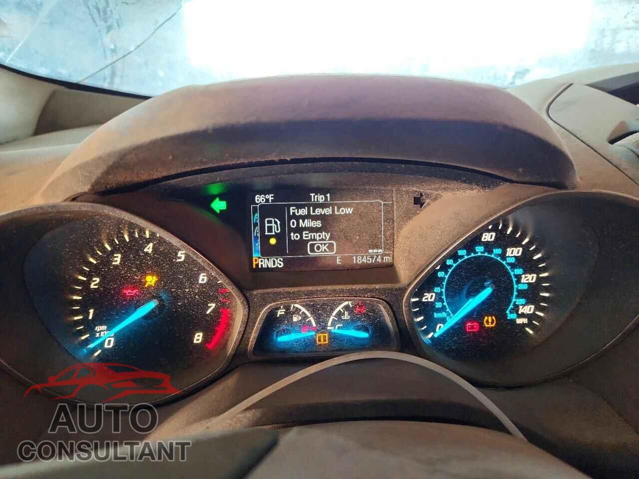 FORD ESCAPE 2016 - 1FMCU0F78GUB99755