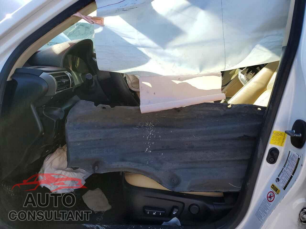 LEXUS IS 2014 - JTHBF1D2XE5042192