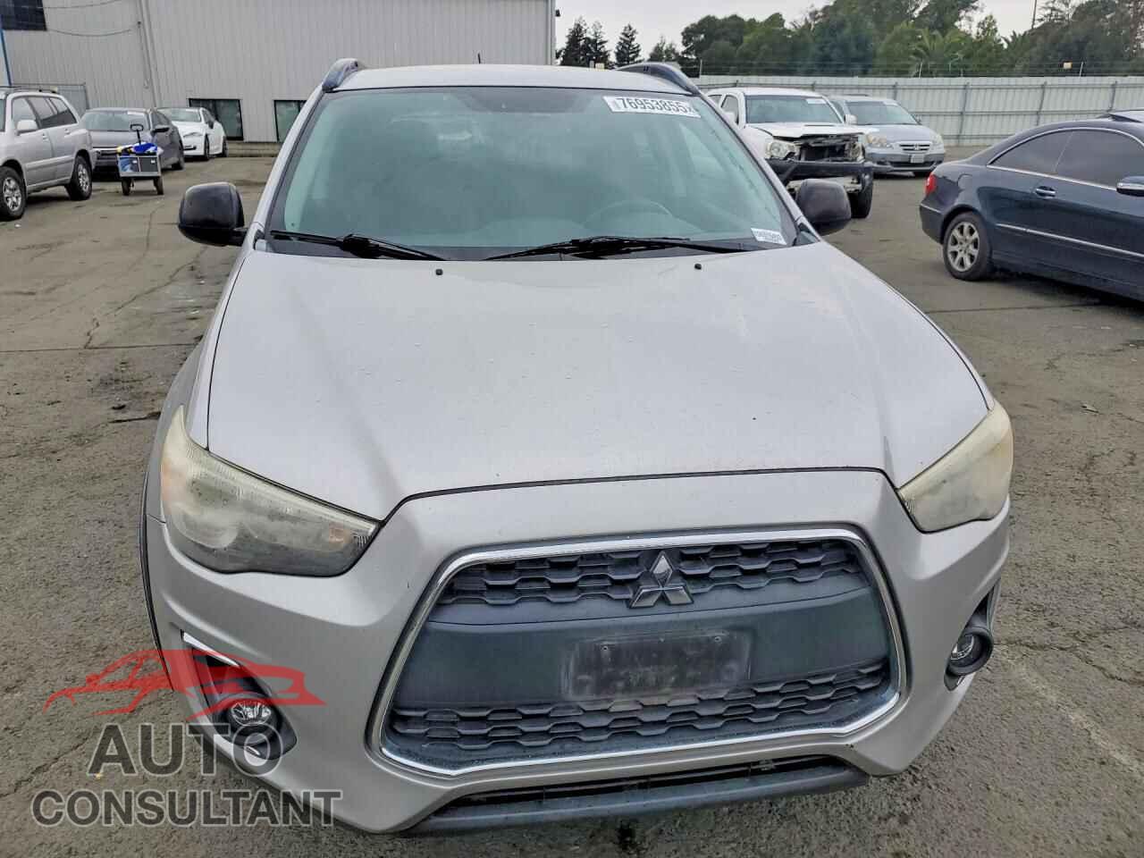 MITSUBISHI OUTLANDER 2013 - 4A4AR5AU3DE016493