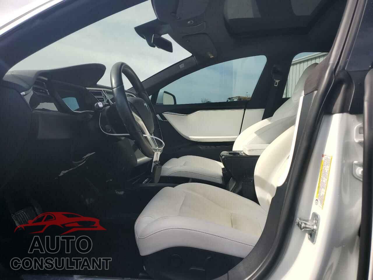 TESLA MODEL S 2018 - 5YJSA1E2XJF243761