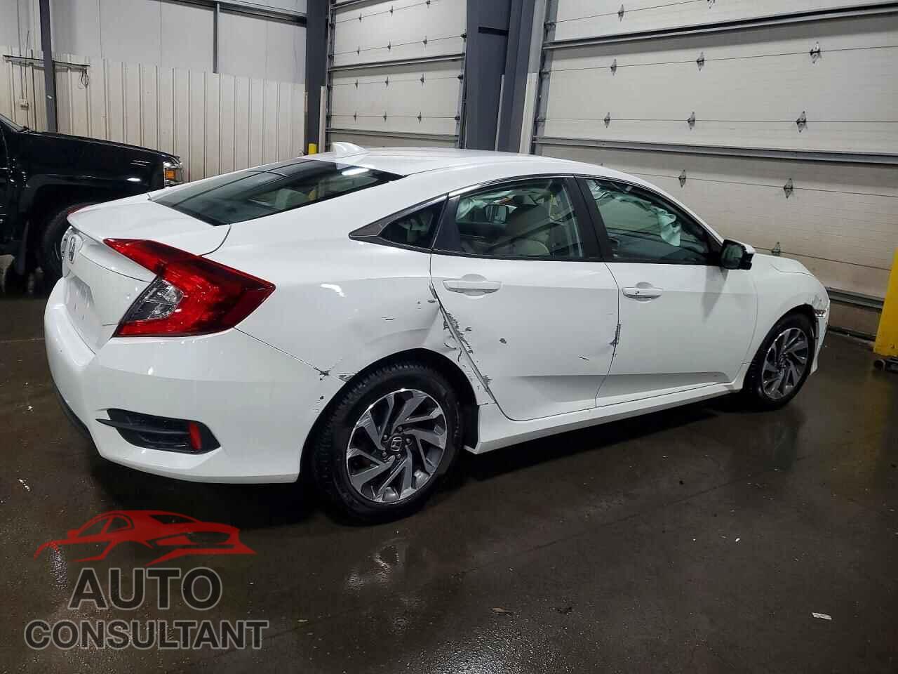 HONDA CIVIC 2017 - 19XFC2F71HE080381