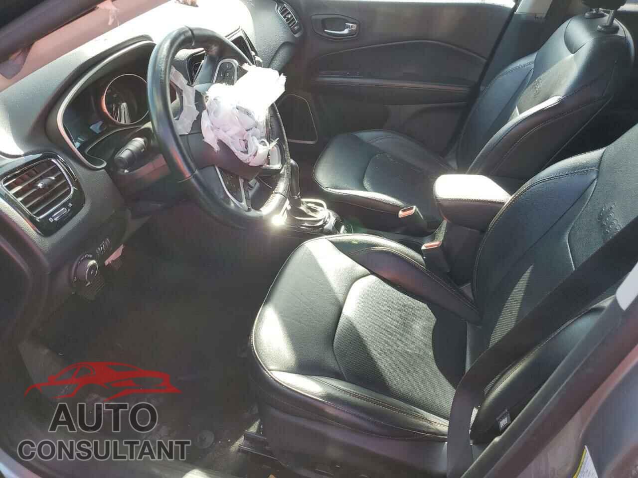 JEEP COMPASS 2020 - 3C4NJCC88LT114465
