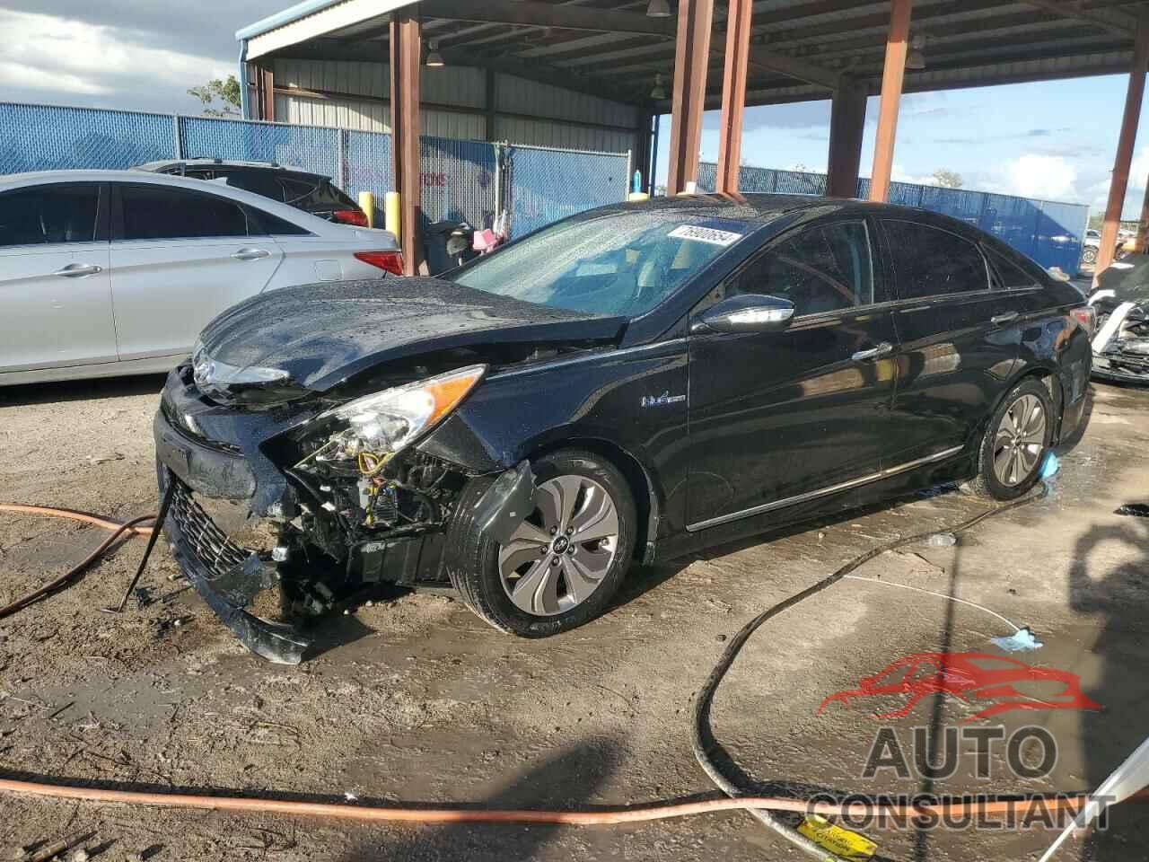 HYUNDAI SONATA 2013 - KMHEC4A43DA074630