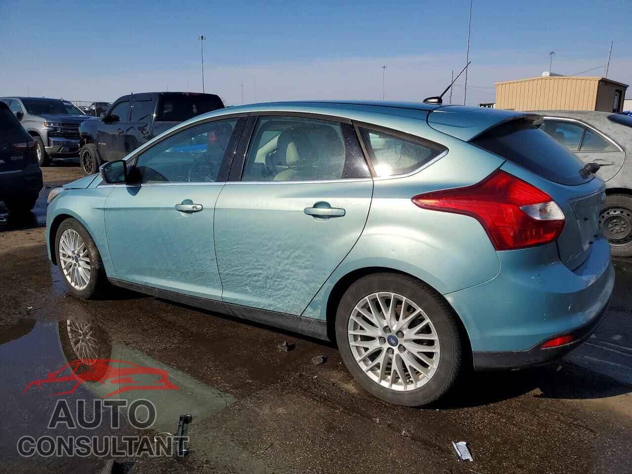 FORD FOCUS 2012 - 1FAHP3M20CL478617