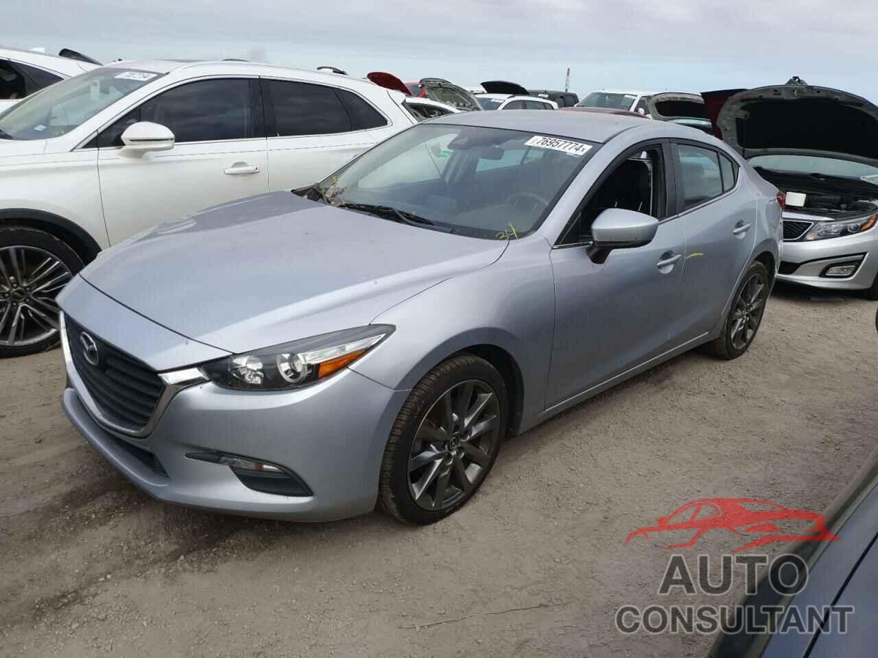 MAZDA 3 2018 - 3MZBN1V30JM180711