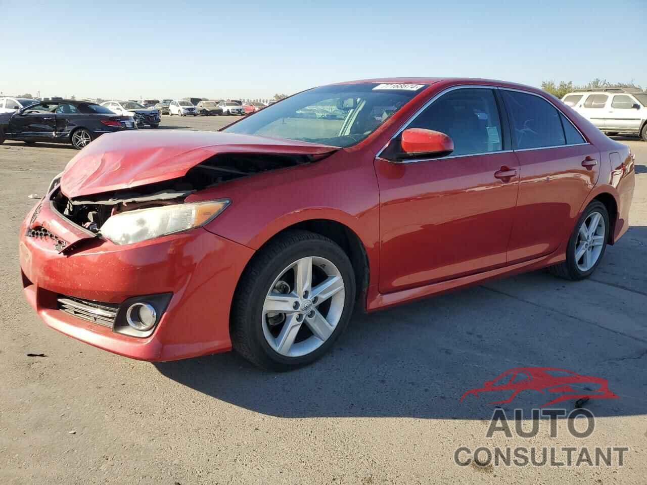 TOYOTA CAMRY 2013 - 4T1BF1FK1DU674285
