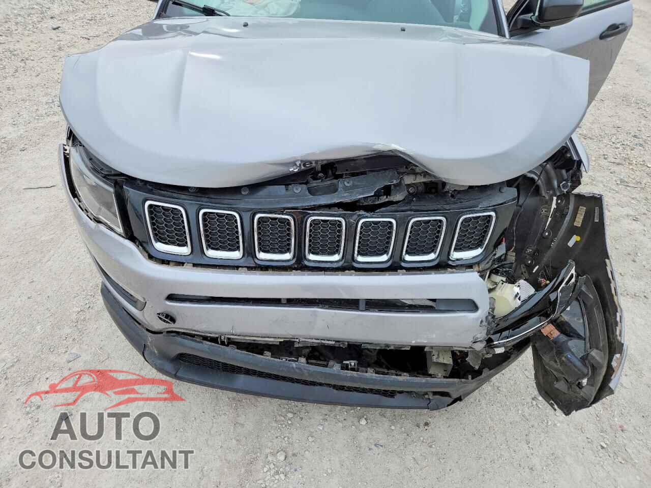 JEEP COMPASS 2018 - 3C4NJCAB2JT123906
