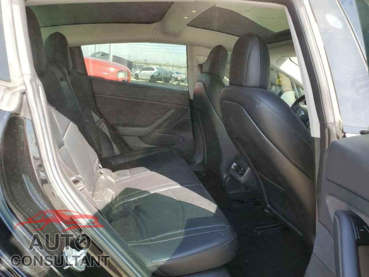 TESLA MODEL 3 2018 - 5YJ3E1EA3JF004438