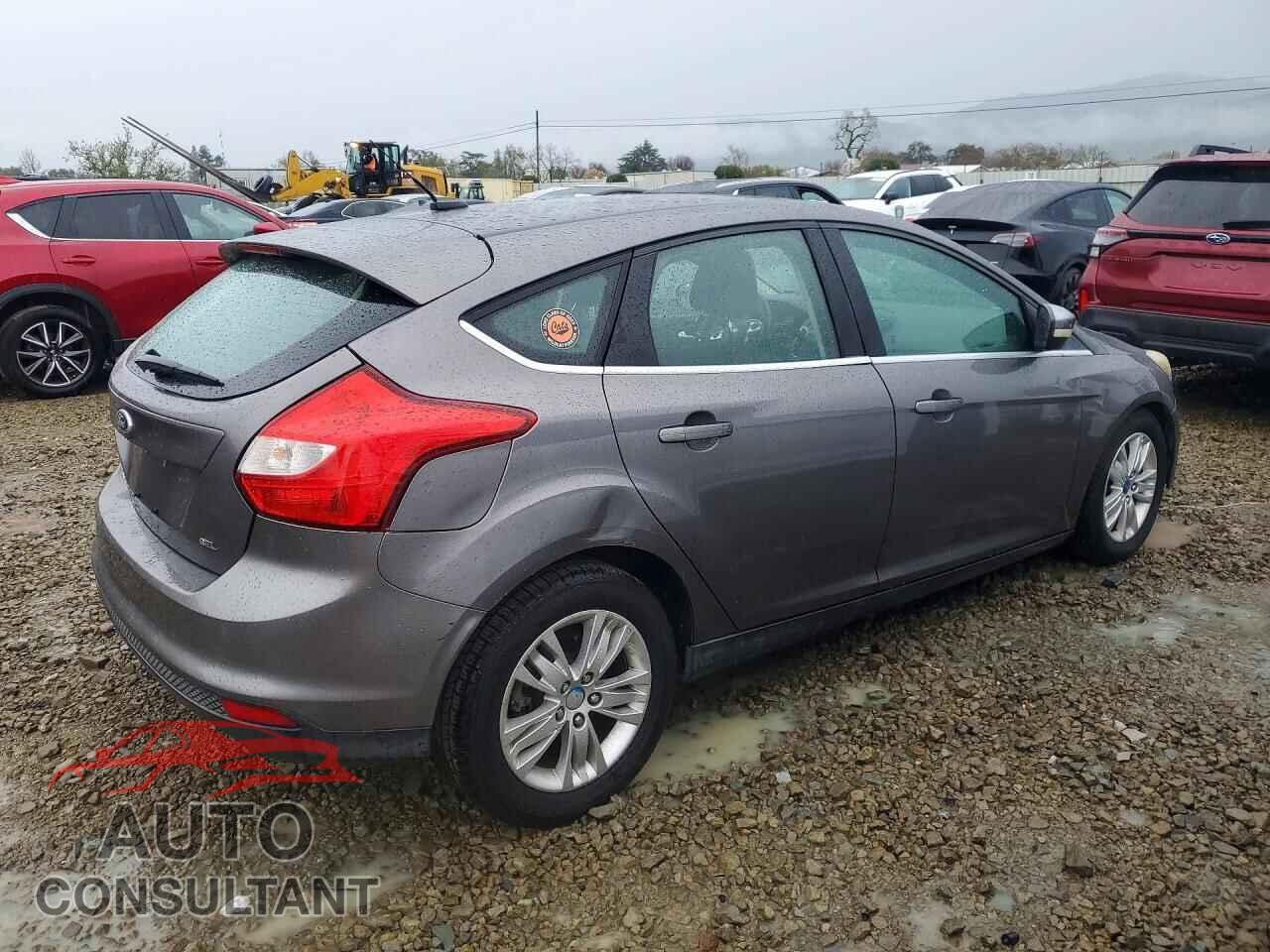 FORD FOCUS 2012 - 1FAHP3M25CL189958