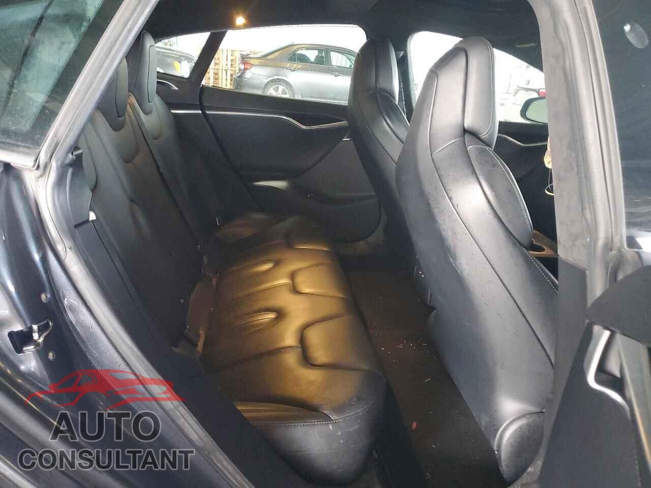 TESLA MODEL S 2017 - 5YJSA1E10HF187122