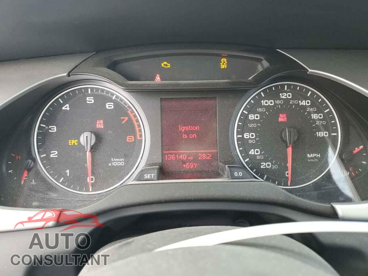 AUDI A4 2011 - WAUDFAFL6BN001650