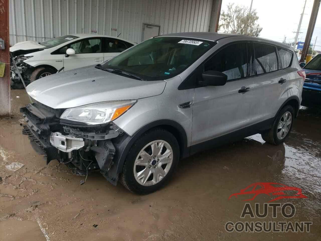 FORD ESCAPE 2016 - 1FMCU0F70GUB79810