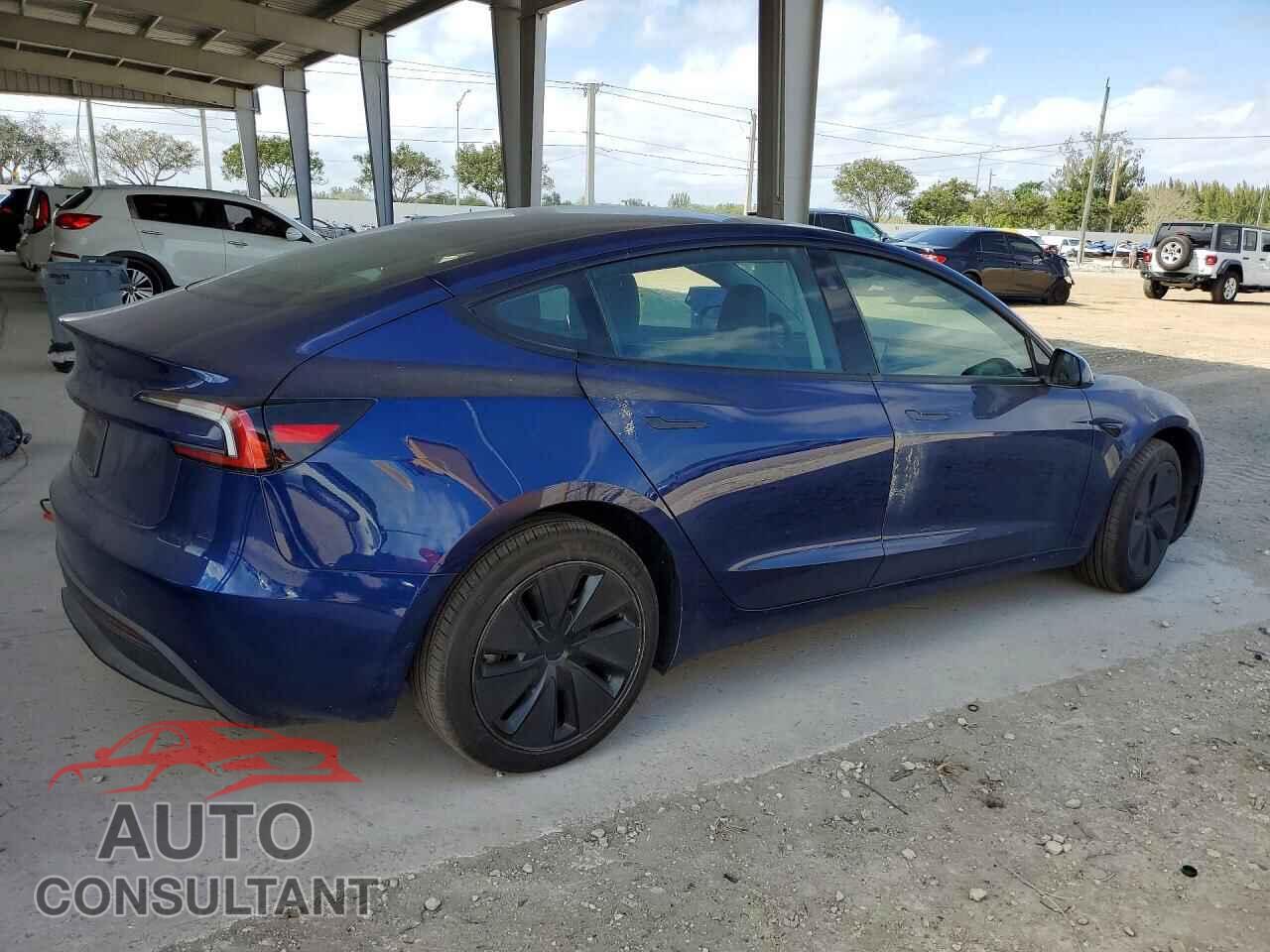 TESLA MODEL 3 2026 - 5YJ3E1EA4TF118533