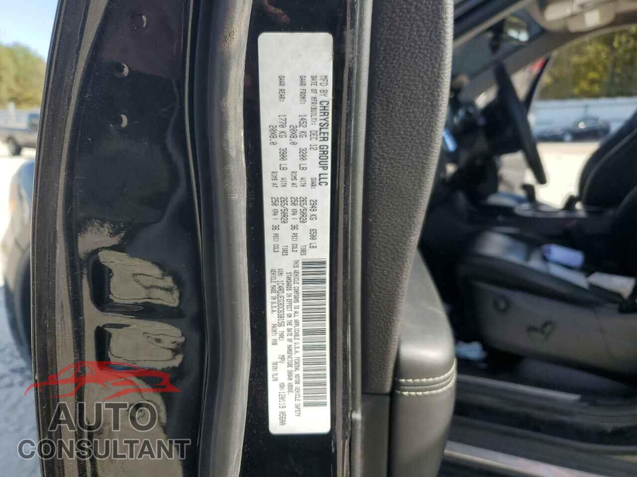DODGE DURANGO 2013 - 1C4RDJEG3DC638156
