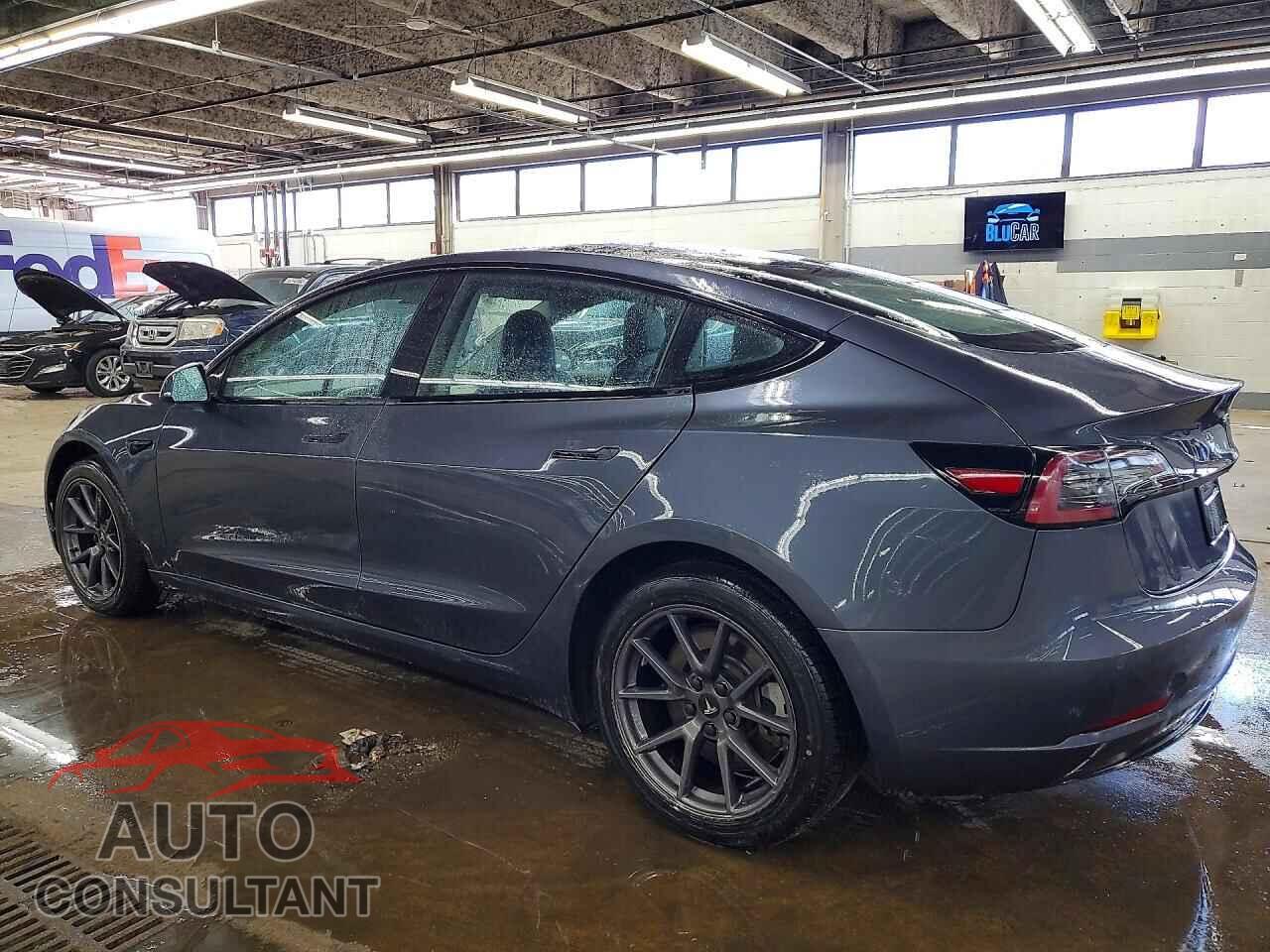 TESLA MODEL 3 2022 - 5YJ3E1EA0NF285698