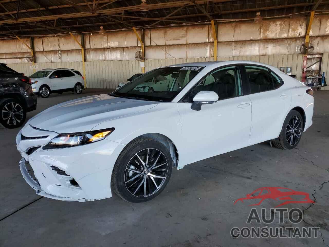 TOYOTA CAMRY 2023 - 4T1G11AK7PU079148