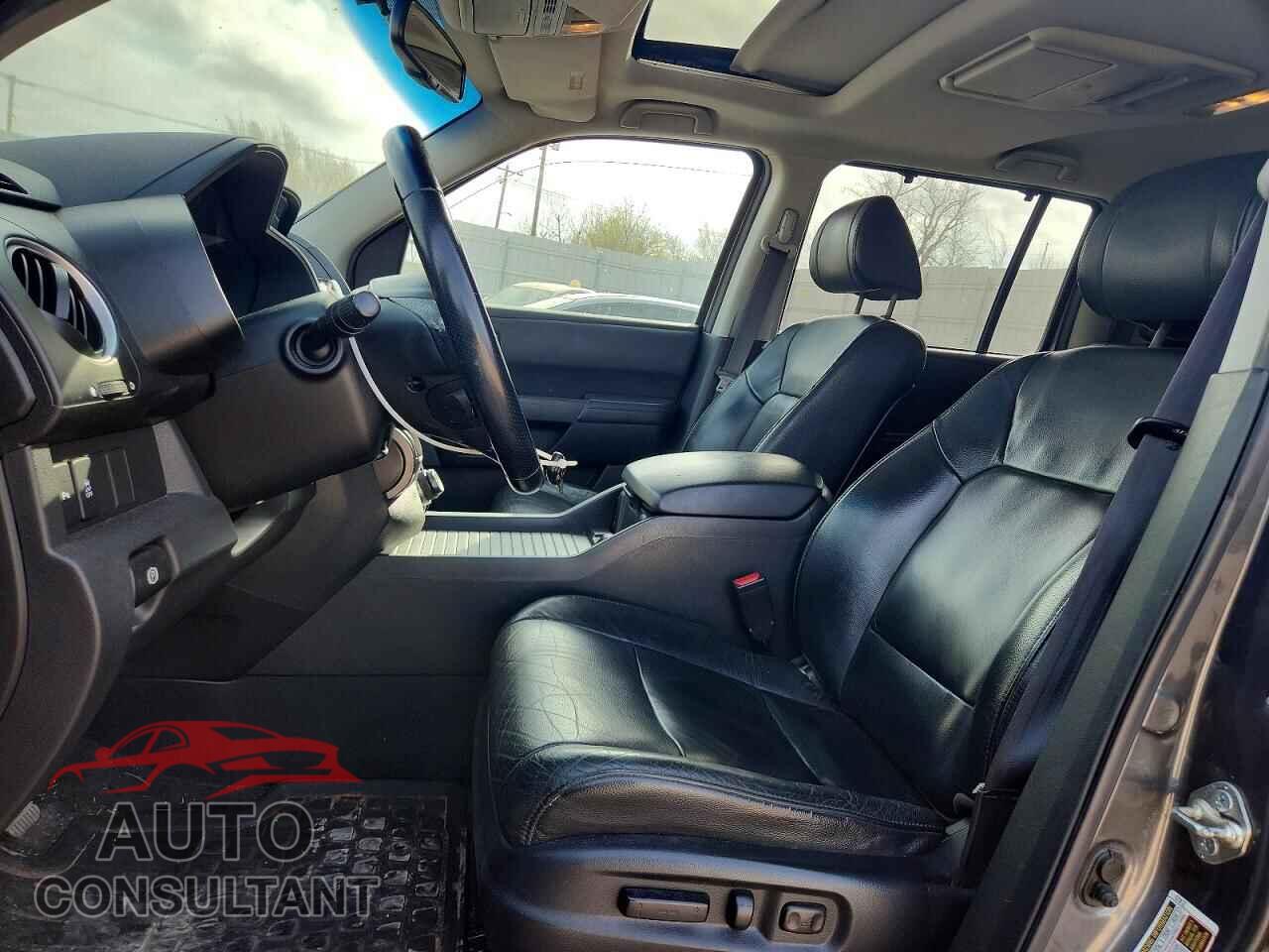 HONDA PILOT 2012 - 5FNYF4H91CB076067