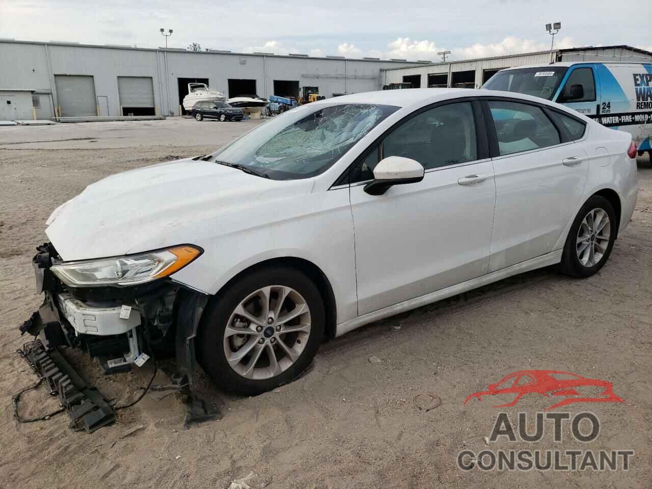 FORD FUSION 2020 - 3FA6P0H77LR195323