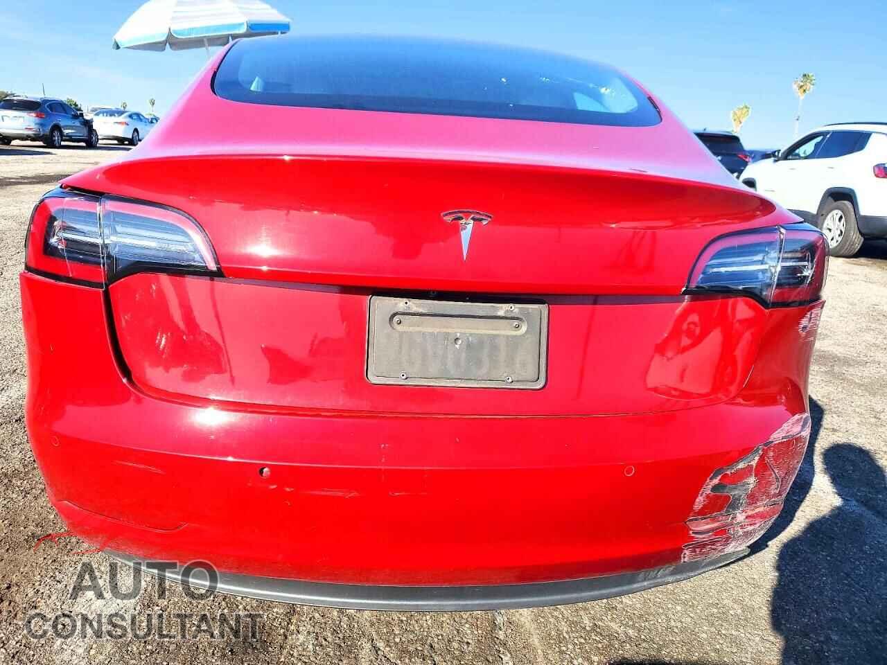 TESLA MODEL 3 2020 - 5YJ3E1EA6LF706661
