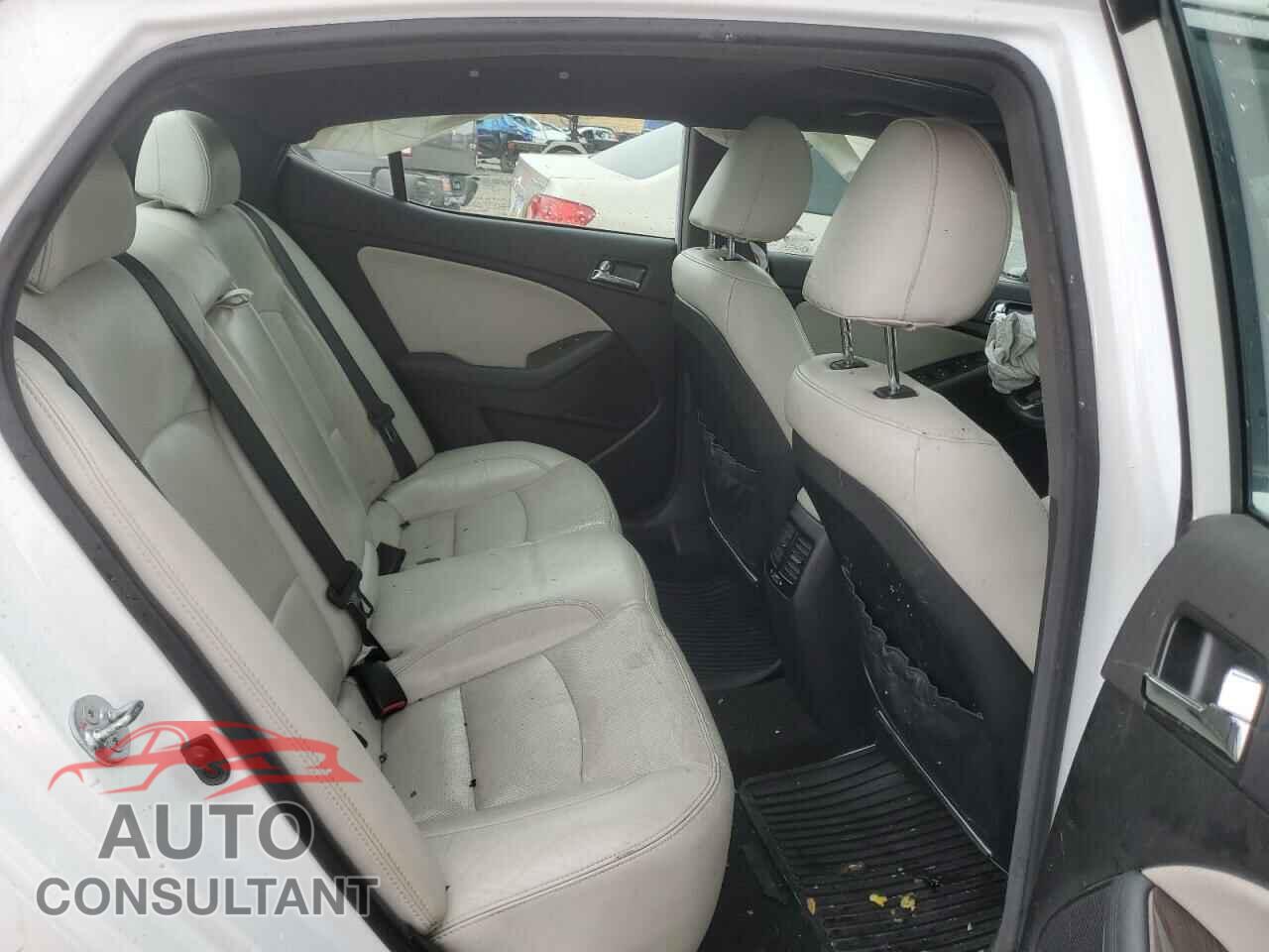 KIA OPTIMA 2013 - 5XXGR4A65DG131640