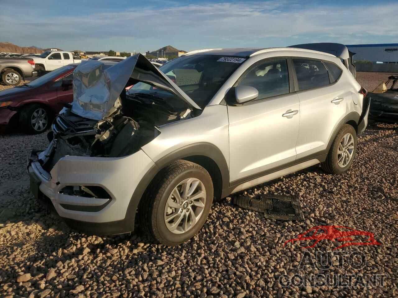 HYUNDAI TUCSON 2018 - KM8J33A43JU688631