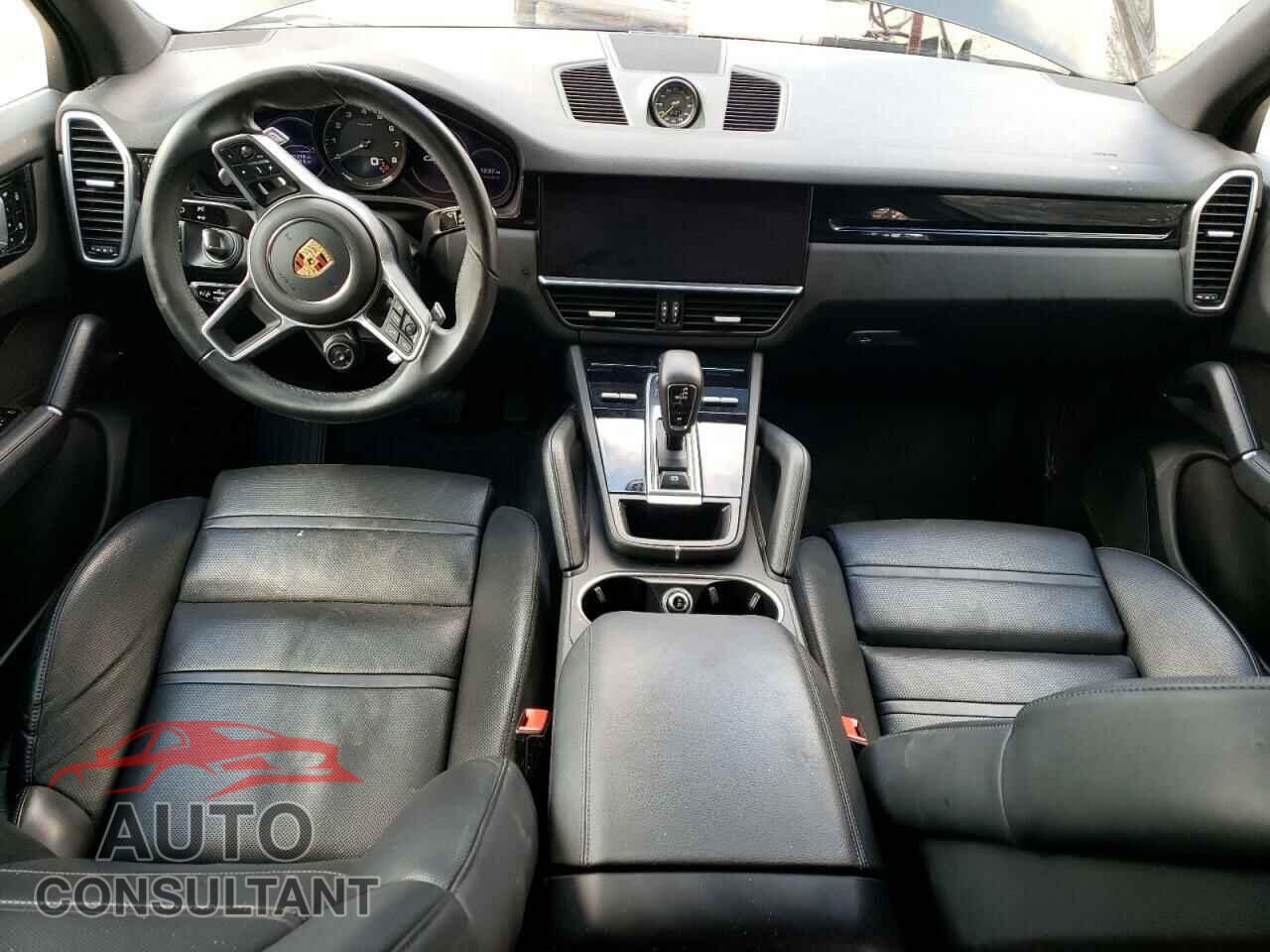 PORSCHE CAYENNE 2021 - WP1AE2AY3MDA24277