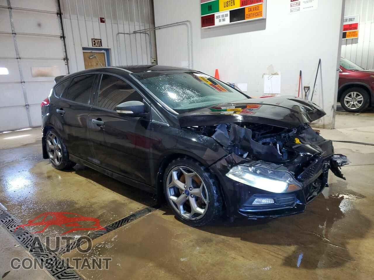 FORD FOCUS 2017 - 1FADP3L95HL331620