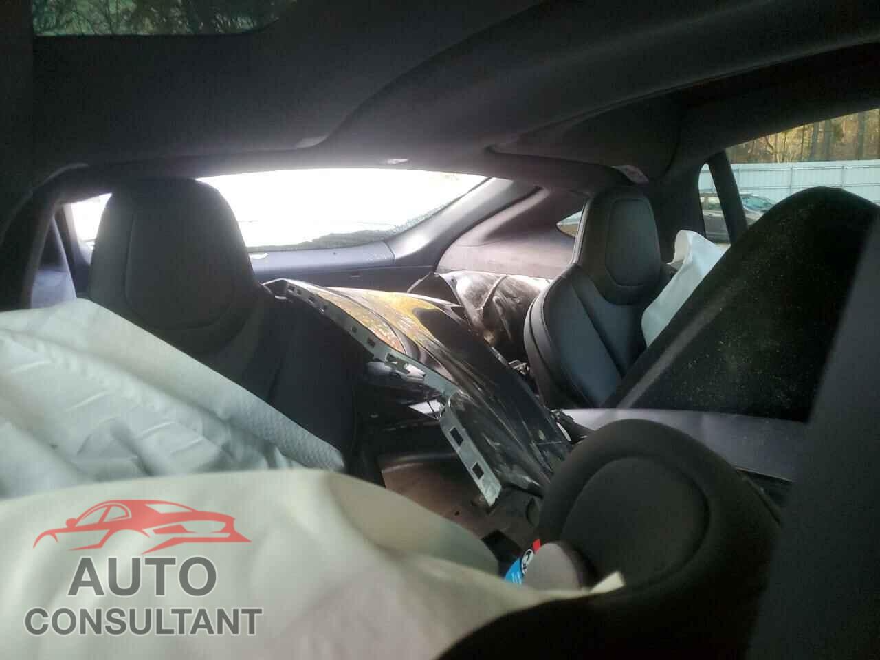 TESLA MODEL X 2018 - 5YJXCBE21JF142629