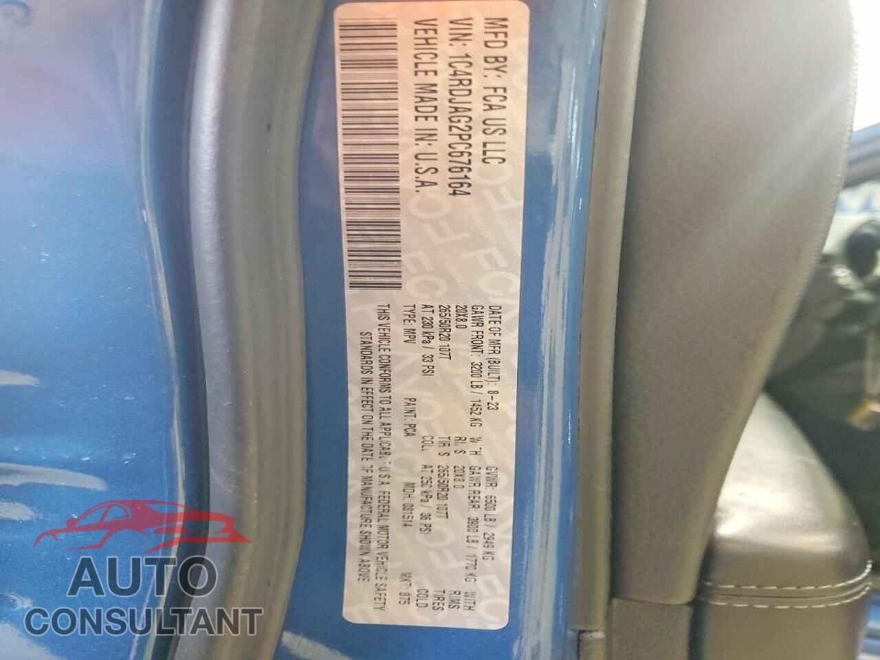 DODGE DURANGO 2023 - 1C4RDJAG2PC676164