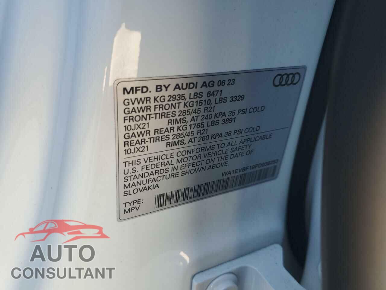 AUDI Q8 2023 - WA1EVBF19PD036253