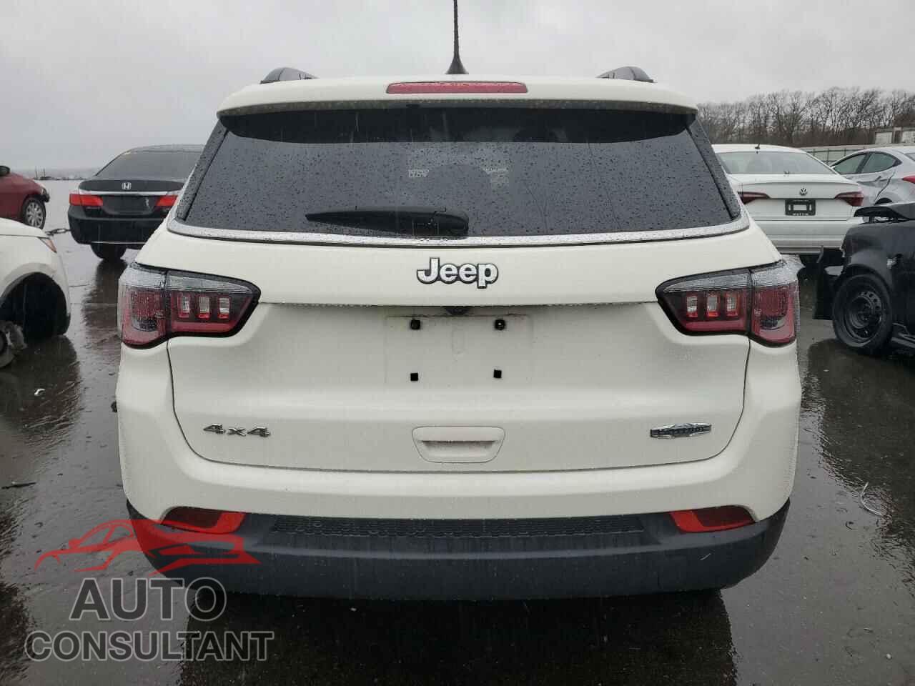 JEEP COMPASS 2018 - 3C4NJDBB2JT174942