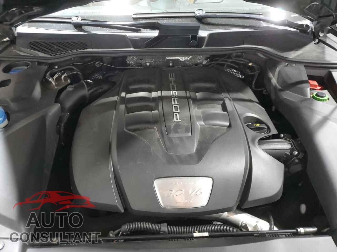 PORSCHE CAYENNE 2015 - WP1AF2A24FLA34902