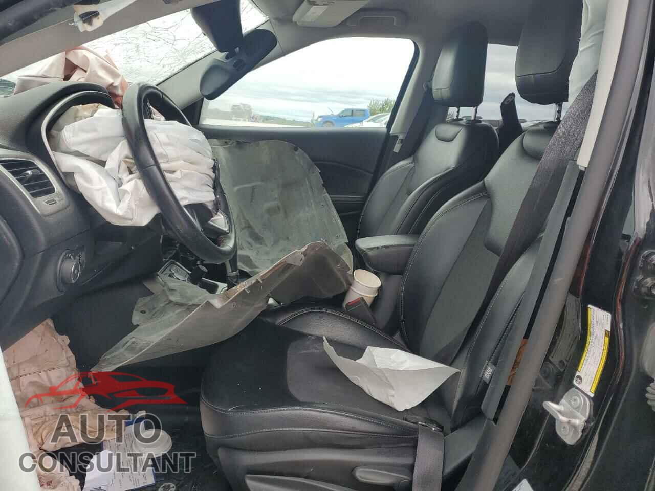 JEEP COMPASS 2017 - 3C4NJDBB3HT680810