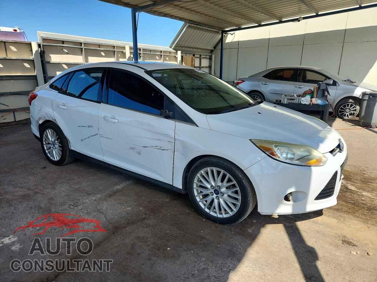 FORD FOCUS 2012 - 1FAHP3H22CL371577