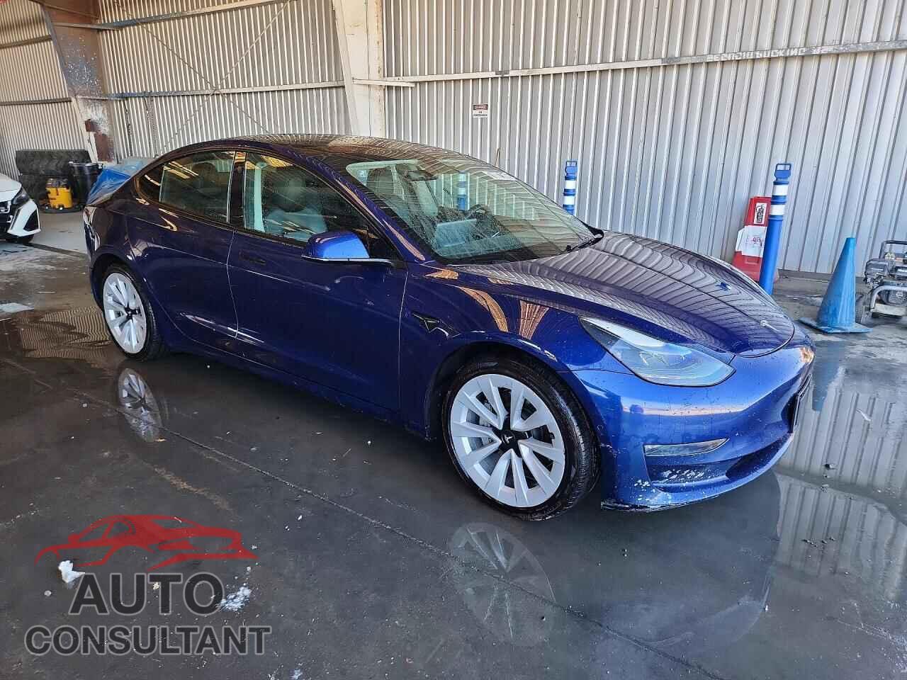 TESLA MODEL 3 2022 - 5YJ3E1EB7NF305017
